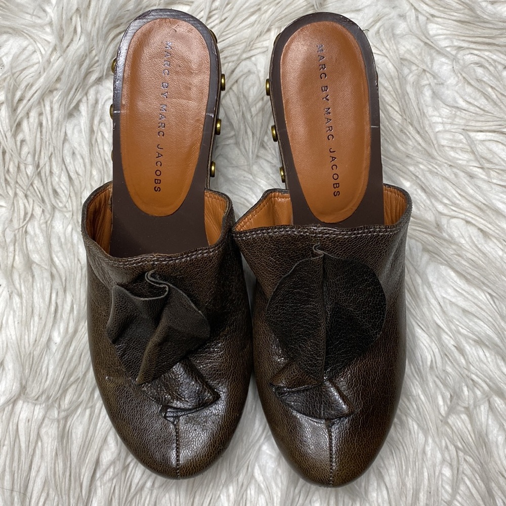 Marc by Marc Jacobs studded leather clogs - Picture 6 of 11